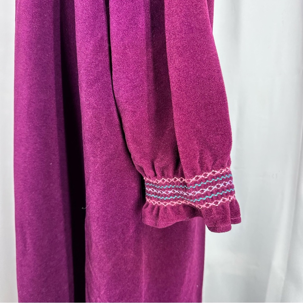Vintage Vanity Fair Sz Lg Velour Robe Sleepwear Long Gown Pockets Velvet EUC - Picture 5 of 13